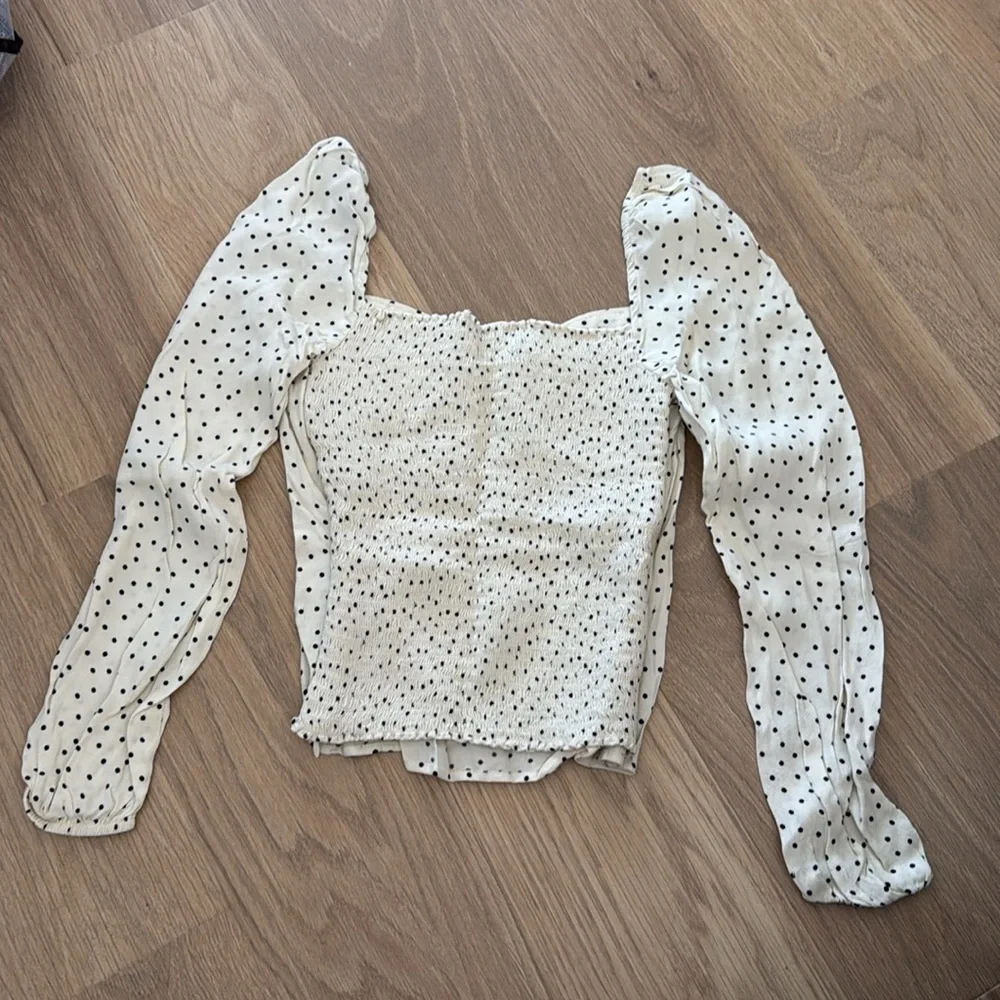 Reformation - Picture 3 of 4